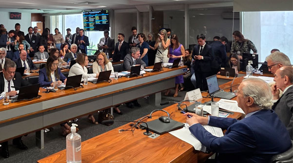 Aprovação do ProfiMed no Senado Federal representa vitória da medicina no país